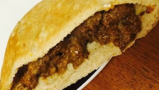 Pita Manwhich- The Perfect Lunch!