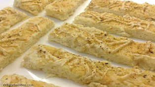 Cheesy Garlic Cauliflower Breadsticks